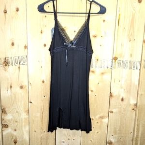 Easeway Adjustable Spaghetti Strap Camisole.